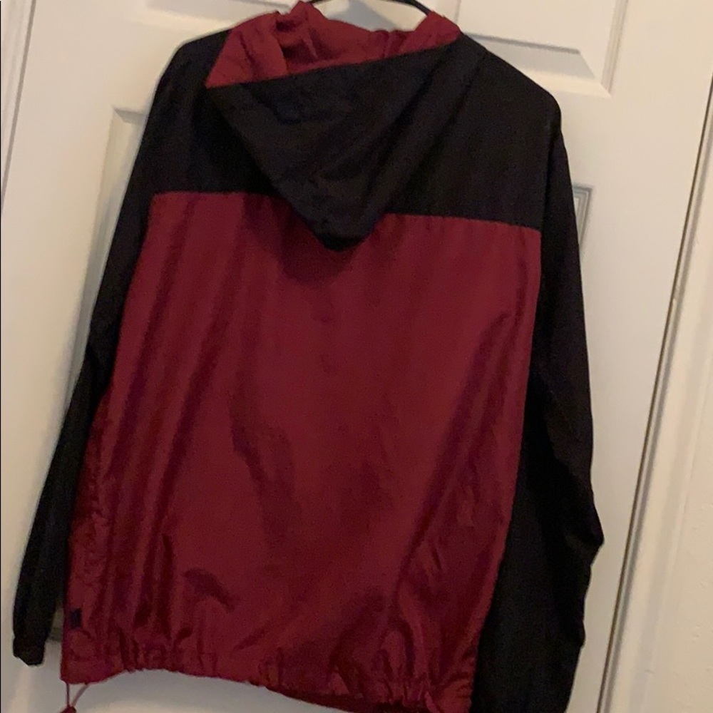 Windbreaker - Picture 4 of 4